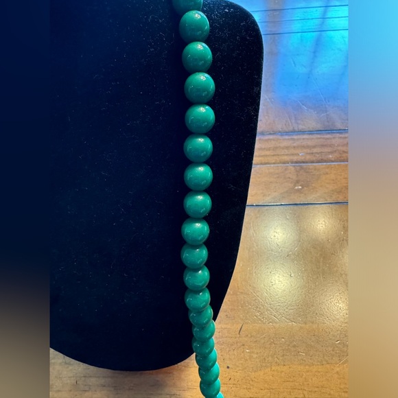 Jewelry Bundle - Green Color 9 Necklaces - Picture 4 of 12